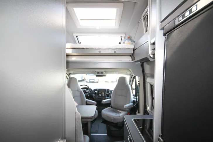 Fahrzeugbild Weinsberg CaraBus GREY EDITION FIRE 600 MQH Automatik | viele Extras #7