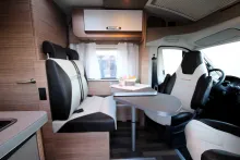 Fahrzeugbild Weinsberg CaraCompact 600 MEG EDITION [PEPPER] Care-Drive-Paket | Premium-Tür #4