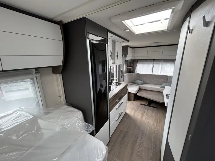 Fahrzeugbild Hobby Excellent Edition 495 UL #13