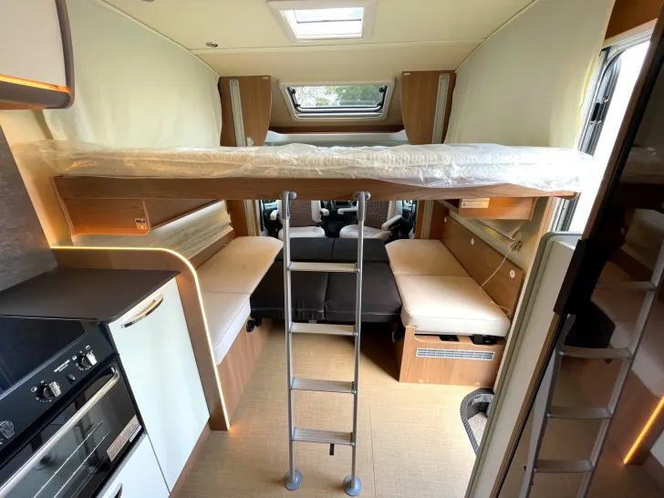 Fahrzeugbild Bürstner Lyseo TD 684 G BACKOFEN|MARKISE|RFK|NAVI #13