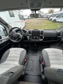 Fahrzeugbild Sunlight Adventure V 66 *SAT*TV*NAVI*RFK*Automatik* #9