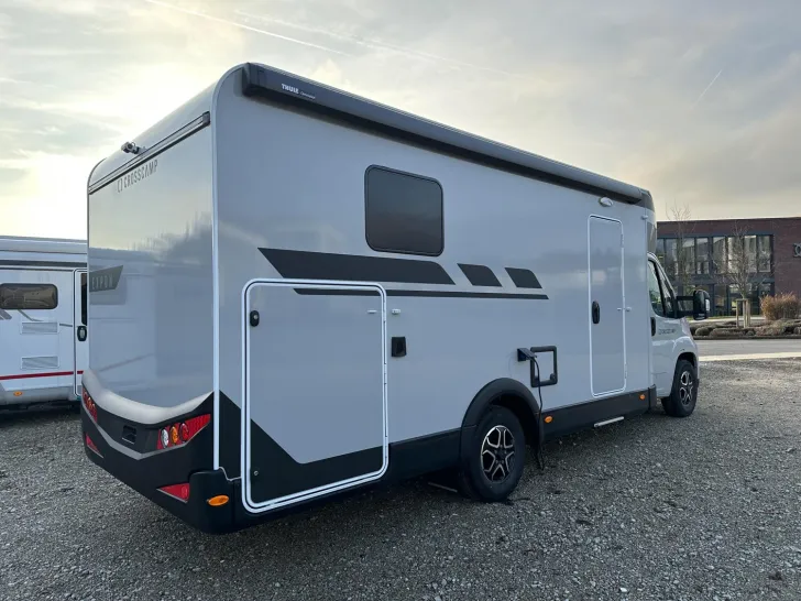 Fahrzeugbild Crosscamp EXPDN T 7.4 D Peugeot ACC,Hubbett ele,Naviceiver #7