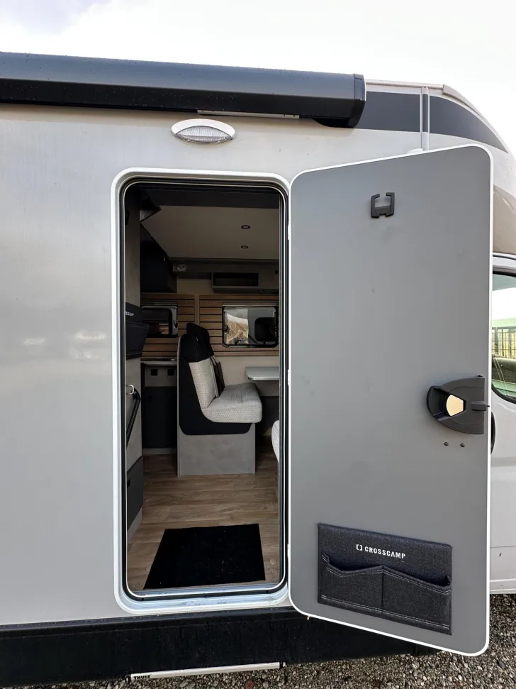 Fahrzeugbild Crosscamp EXPDN T 7.4 D Peugeot ACC,Hubbett ele,Naviceiver #8