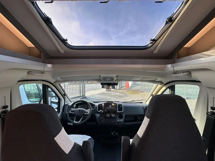 Fahrzeugbild Crosscamp EXPDN T 7.4 D Peugeot ACC,Hubbett ele,Naviceiver #9