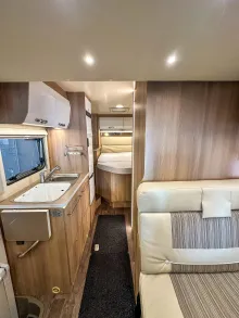 Fahrzeugbild Roller Team Auto-Roller 264 TL #6