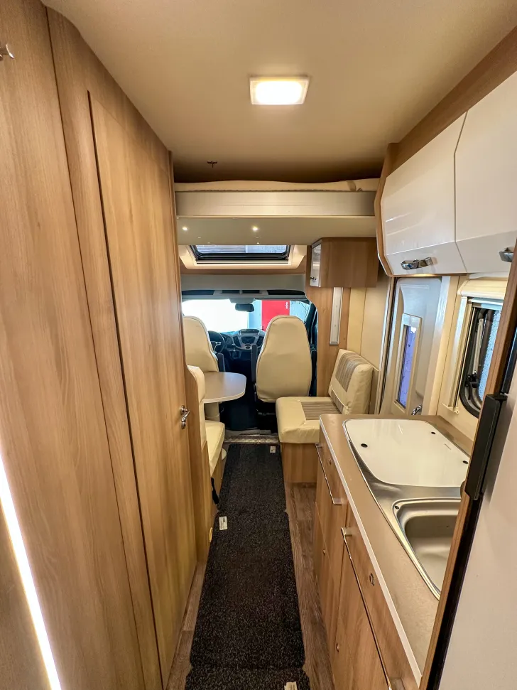 Fahrzeugbild Roller Team Auto-Roller 264 TL #7