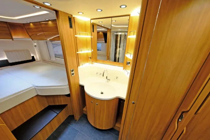 Fahrzeugbild Concorde Liner Plus 996 L Centurion-Style/Automatik/Einz. #17