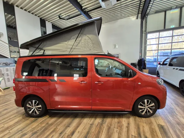 Fahrzeugbild Crosscamp Toyota Flex 7 Sitzplätze/Xenon/Navigation #6