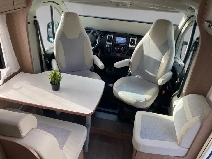 Fahrzeugbild Carado V 132 !!! TopPreis+Service !!! #10