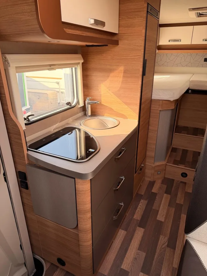 Fahrzeugbild Weinsberg CaraCompact EDITION PEPPER 600 MEG #8