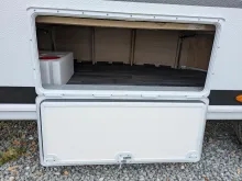 Fahrzeugbild LMC Vivo 580 D 2000kg/Vivo-Paket/Polsterstoff Gravel/front Küche #19