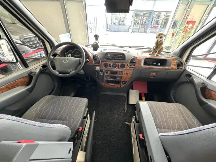 Fahrzeugbild Carthago Mondial 45 R #15