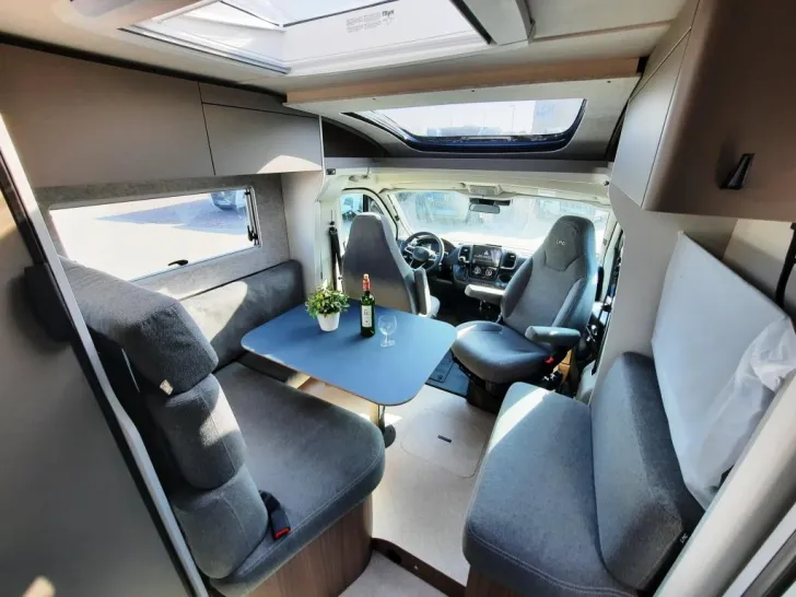Fahrzeugbild LMC Cruiser 740 EL Verfüg./Sparen 6.521,- € #8