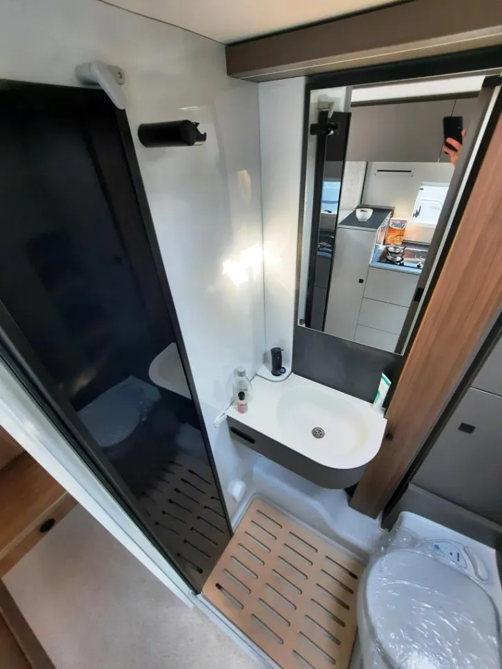 Fahrzeugbild LMC Cruiser 740 EL Verfüg./Sparen 6.521,- € #19