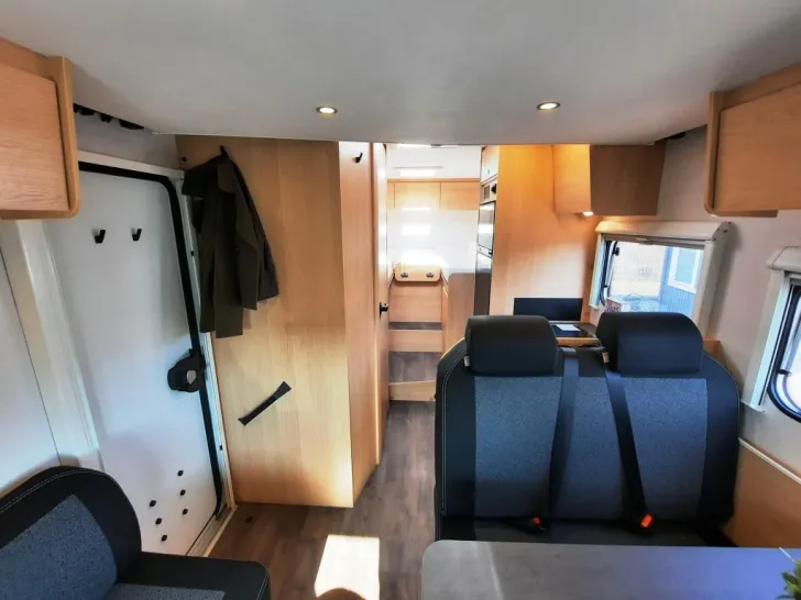 Fahrzeugbild Sunlight T SUB TS67 Verfüg./Sparen Sie 7.401,- € #6