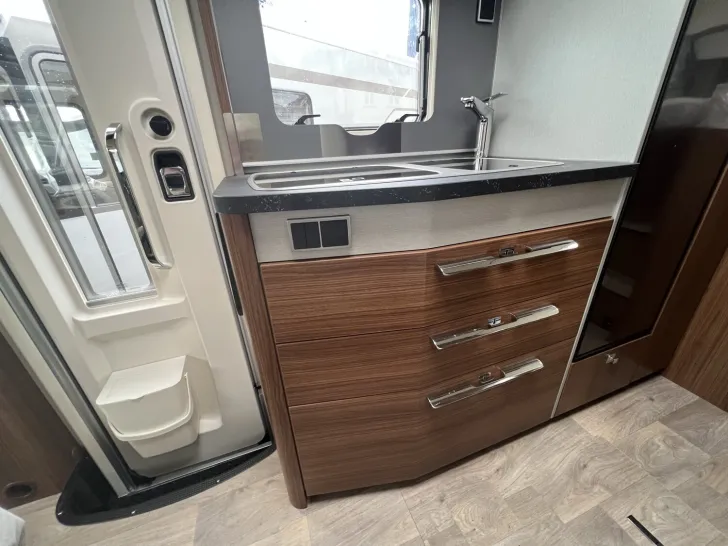 Fahrzeugbild Hymer B-Klasse MC I 580 Abverkauf: -24% / -40000 #15