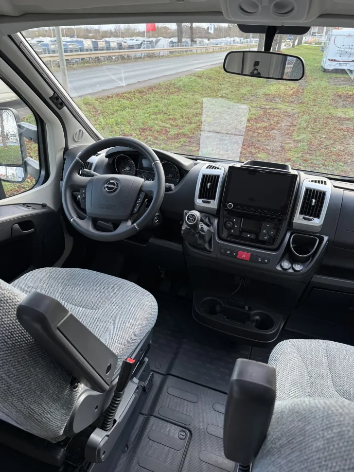 Fahrzeugbild Dethleffs Just Camp T 7052 DBM #7