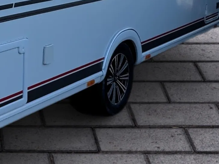 Fahrzeugbild Dethleffs Camper 560 FMK #6