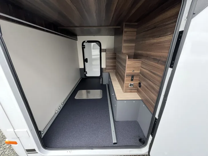 Fahrzeugbild Laika Ecovip H 3109 #6