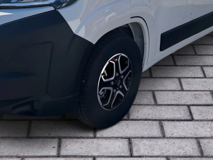 Fahrzeugbild Dethleffs Globetrail 600 DR Fiat Frühjahrs-Sale #6