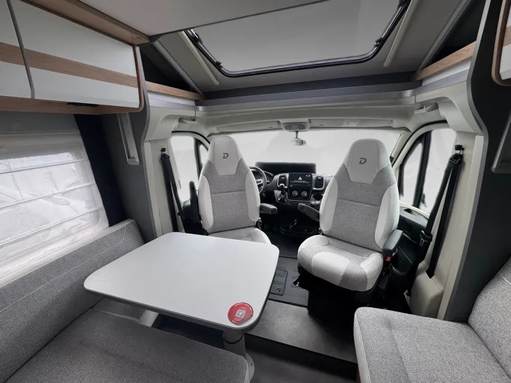 Fahrzeugbild Dethleffs Just Camp Active T 6812 EB Frühjahrs-Sale #11