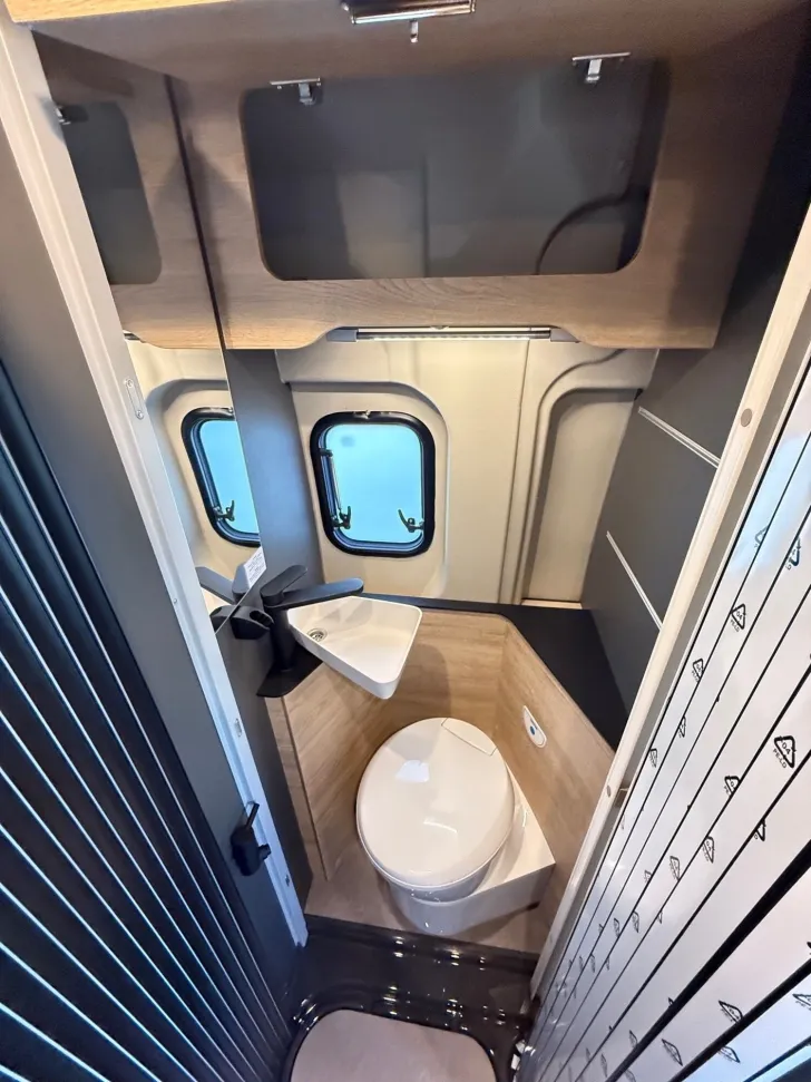 Fahrzeugbild Dethleffs Globetrail 540 DR Fiat Frühjahrs-Sale #17