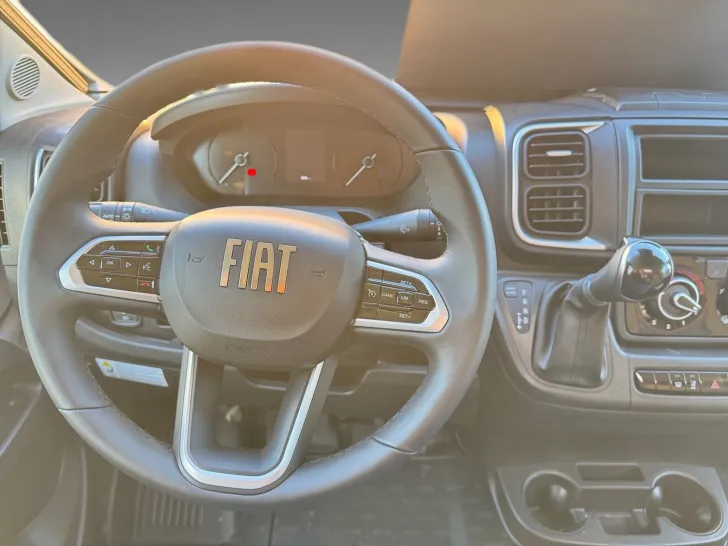 Fahrzeugbild Dethleffs Globetrail 540 DR Fiat Frühjahrs-Sale #8