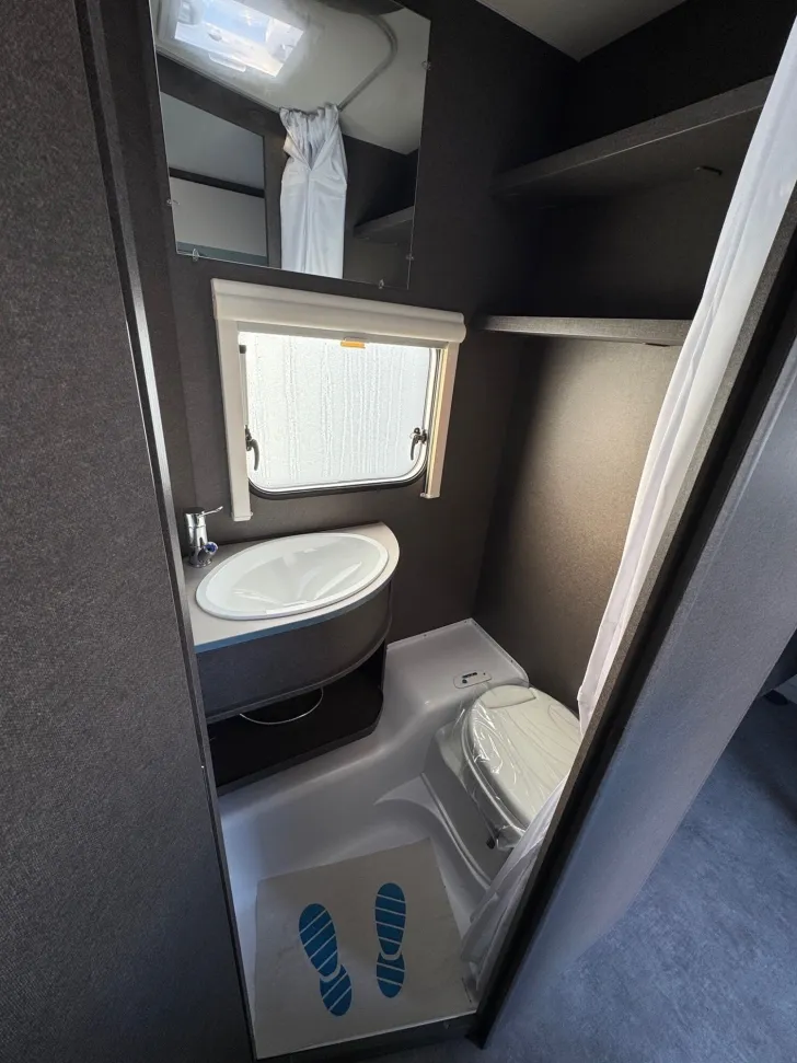 Fahrzeugbild Dethleffs c-joy 460 LE #9