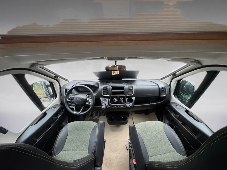 Fahrzeugbild Sunlight Adventure V 66 Ready to Roll? Aktionspreis! #11