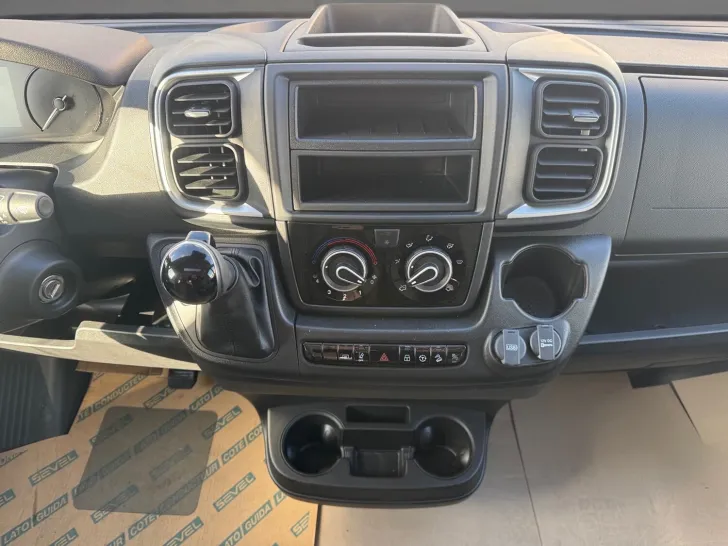 Fahrzeugbild Sunlight Adventure T 67S Keep on Rolling Aktionspreis! #10