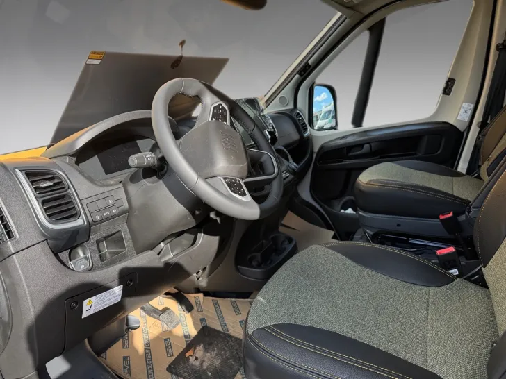 Fahrzeugbild Sunlight Adventure Cliff 602 Keep on Rolling #8