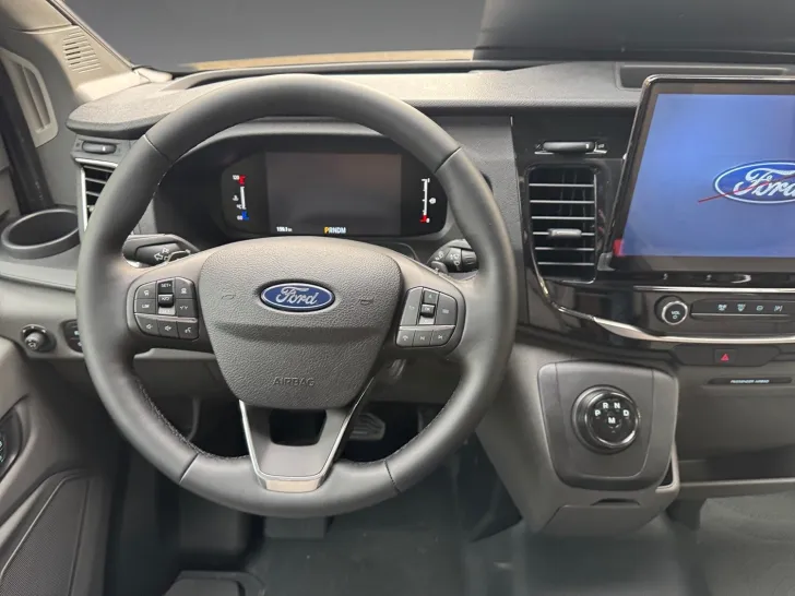 Fahrzeugbild Sunlight Adventure T Ford 680 Keep on Rolling #9