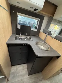 Fahrzeugbild Sunlight Adventure T Ford 680 Keep on Rolling #14