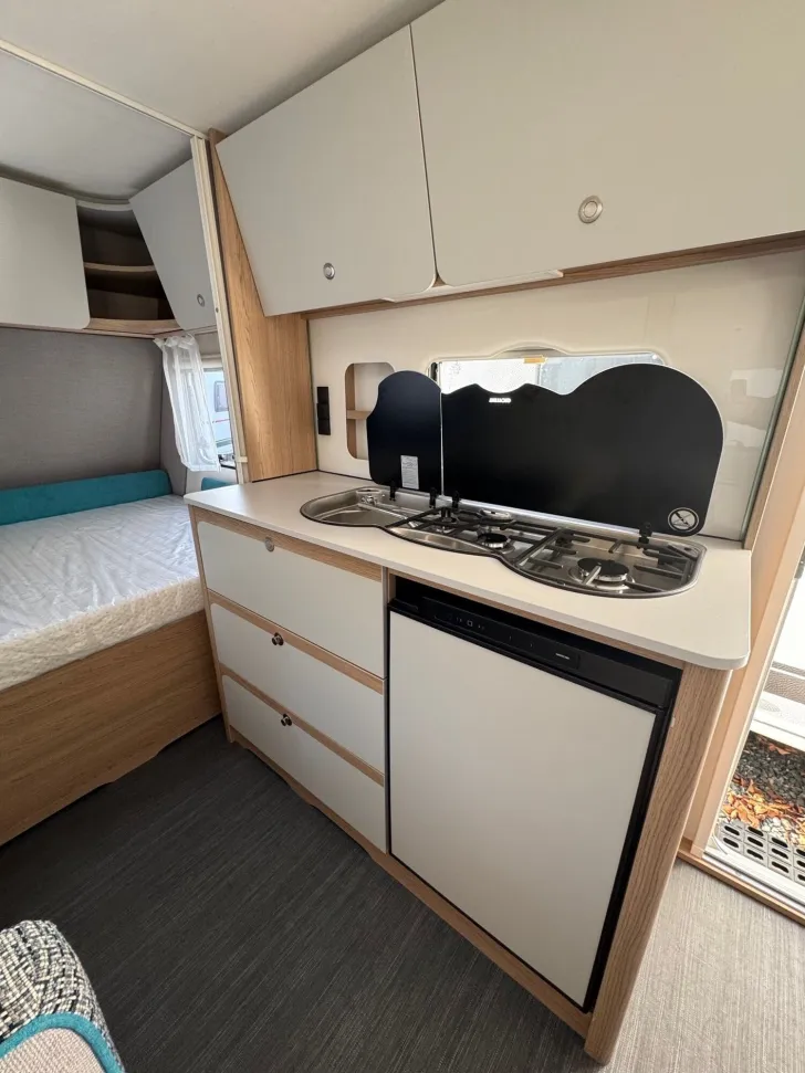 Fahrzeugbild Dethleffs Aero 410 QS #8