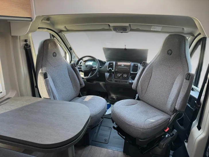 Fahrzeugbild Sunlight Cliff 600 IC-Sondermodell! #11