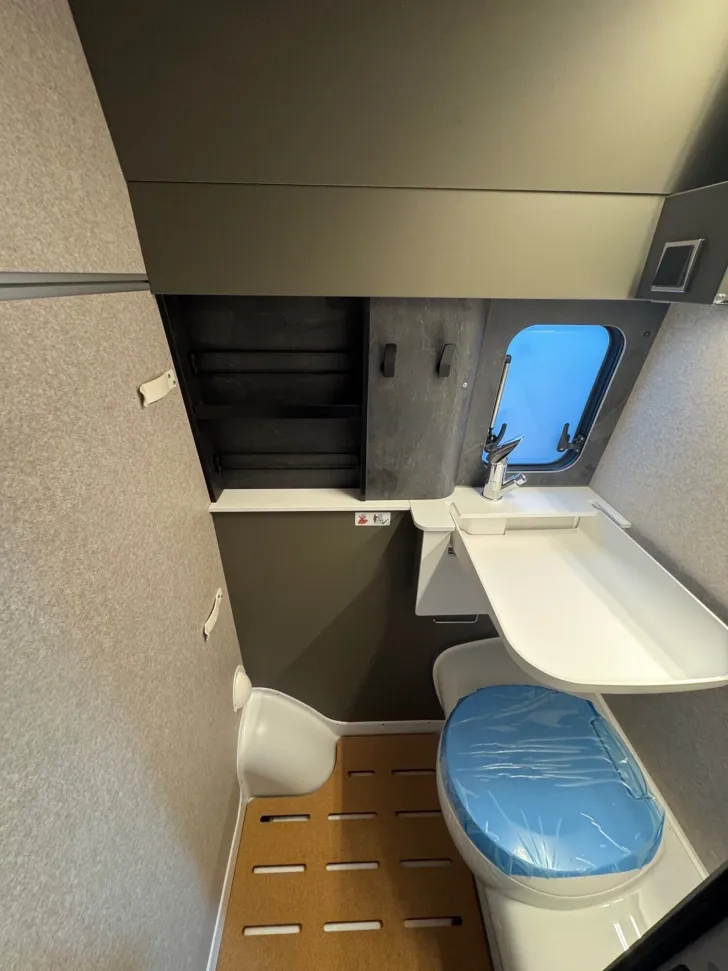 Fahrzeugbild Hymer Grand Canyon S CrossOver 600 #16