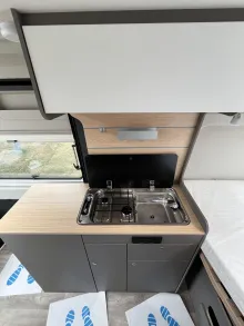 Fahrzeugbild LMC Innovan 600 #8