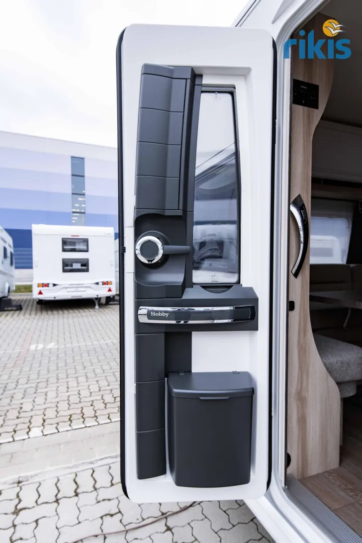 Fahrzeugbild Hobby De Luxe 495 UL #8