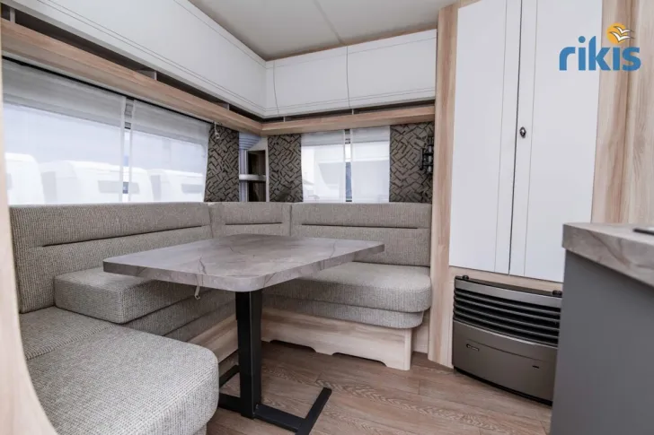 Fahrzeugbild Hobby De Luxe 495 UL #9