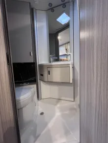 Fahrzeugbild Bürstner Lyseo I 690 G #16