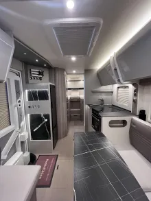 Fahrzeugbild Bürstner Lyseo I 727 G #12