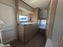 Fahrzeugbild LMC Sassino 390 K Fliegenschutztür/Anti-Schlingerkupplung/1,36t #7