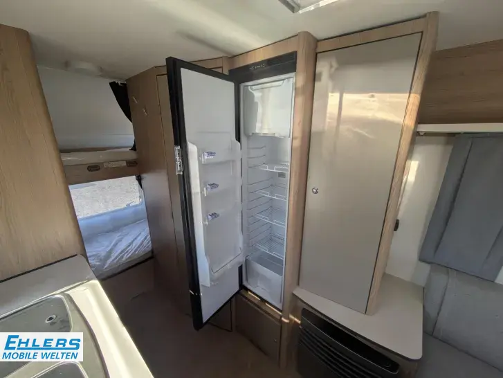 Fahrzeugbild LMC Sassino 390 K Fliegenschutztür/Anti-Schlingerkupplung/1,36t #10