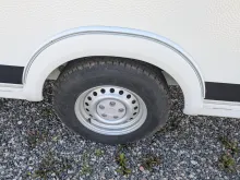 Fahrzeugbild LMC Sassino 390 K Fliegenschutztür/Anti-Schlingerkupplung/1,36t #18