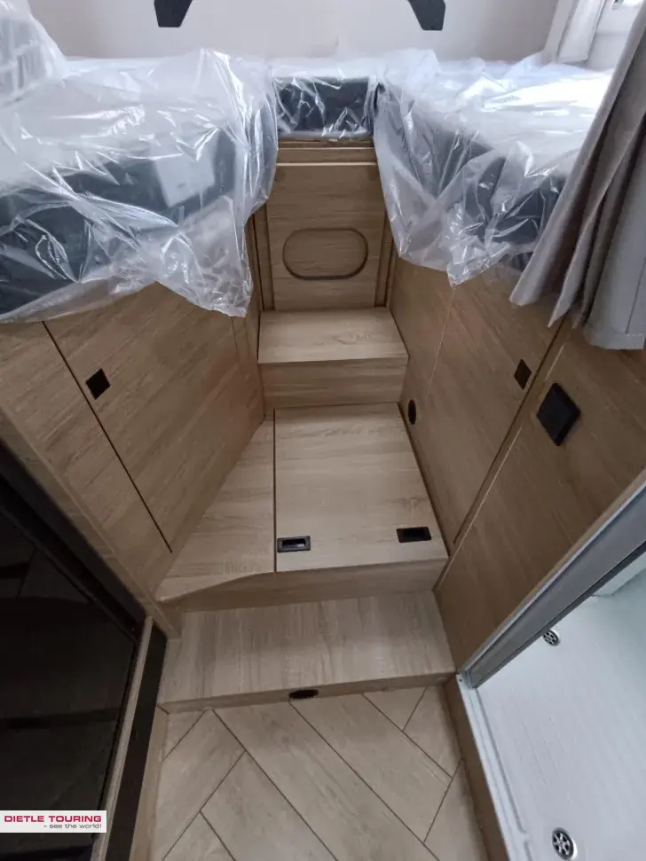 Fahrzeugbild Challenger Teilintegriert Graphite Edition 287 Arctic #13