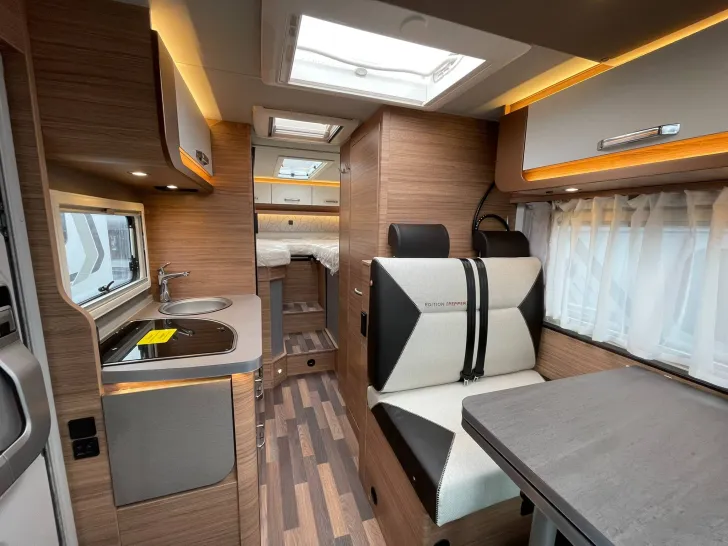 Fahrzeugbild Weinsberg CaraCompact 600 MEG EDITION [PEPPER] #16