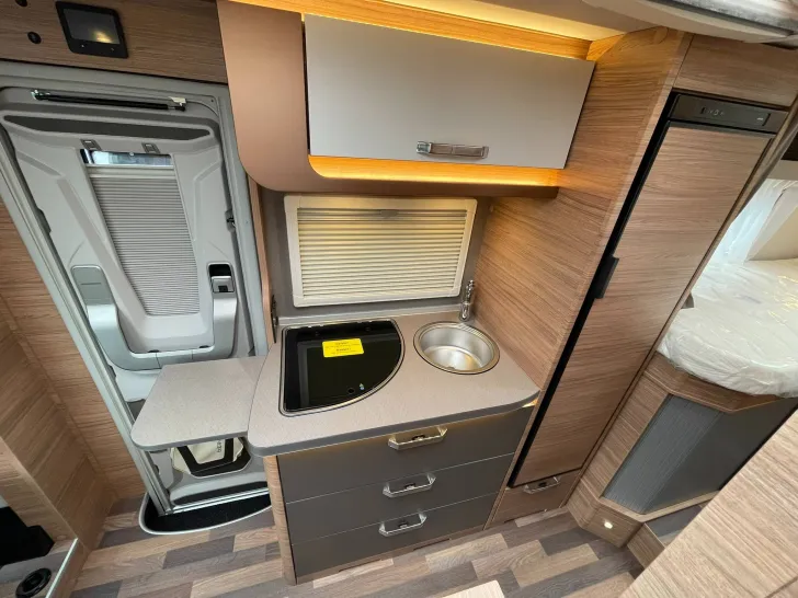 Fahrzeugbild Weinsberg CaraCompact 600 MEG EDITION [PEPPER] #17