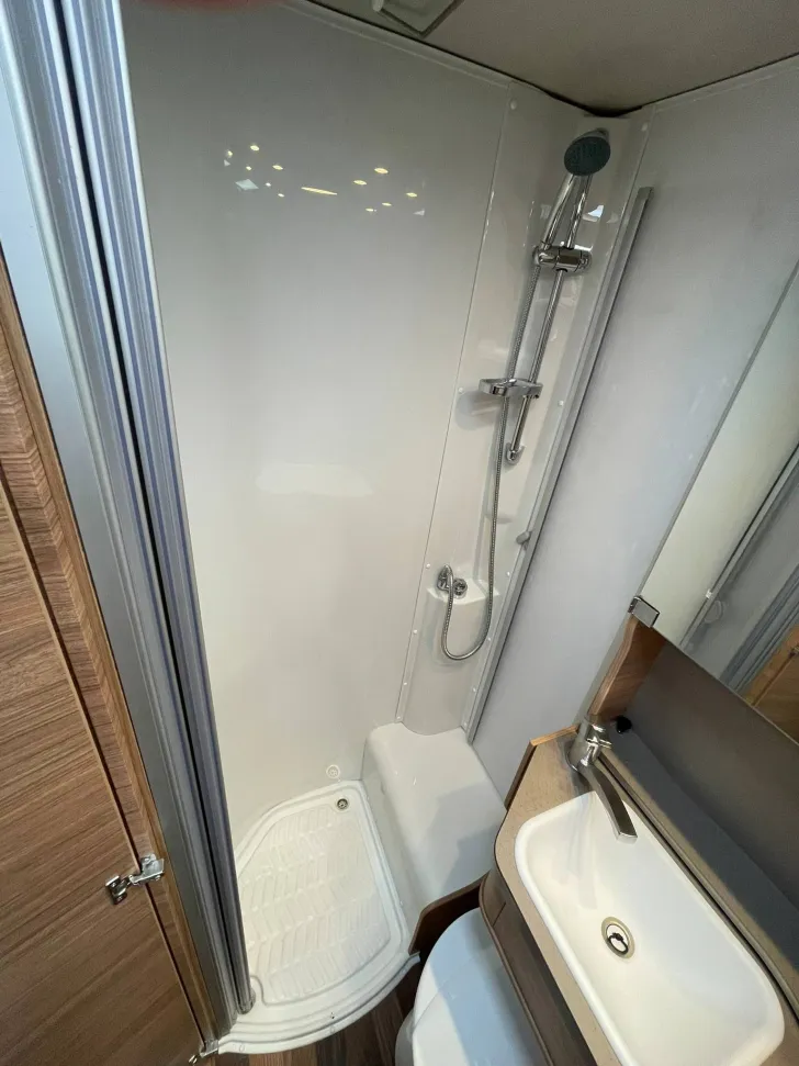 Fahrzeugbild Weinsberg CaraCompact 600 MEG EDITION [PEPPER] #39