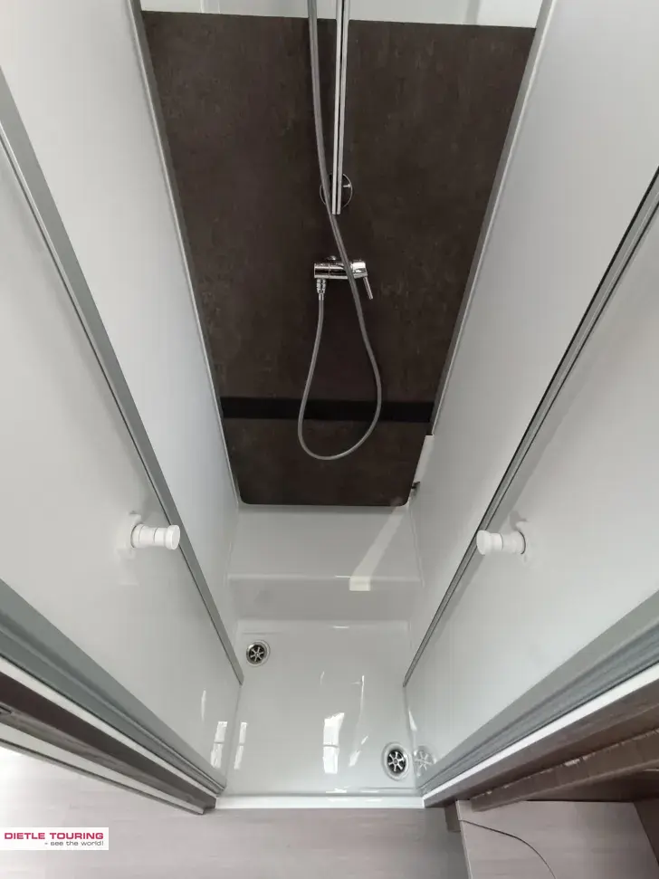 Fahrzeugbild Adria Coral Supreme 670 DL M Safety Plus, Markise #14