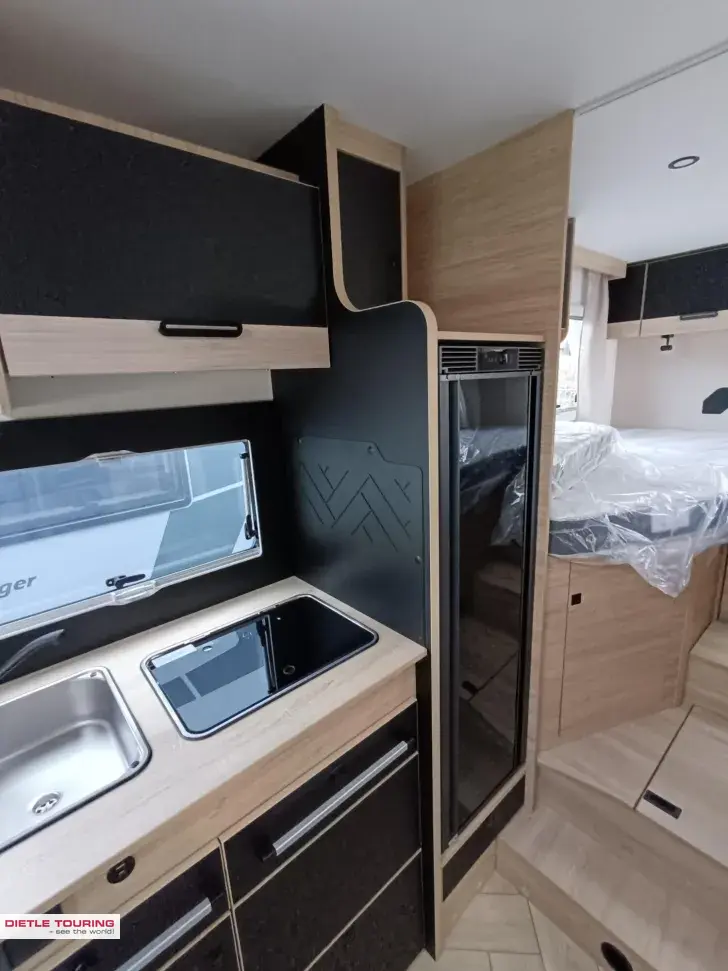 Fahrzeugbild Challenger Teilintegriert Graphite Edition 287 Arctic #10